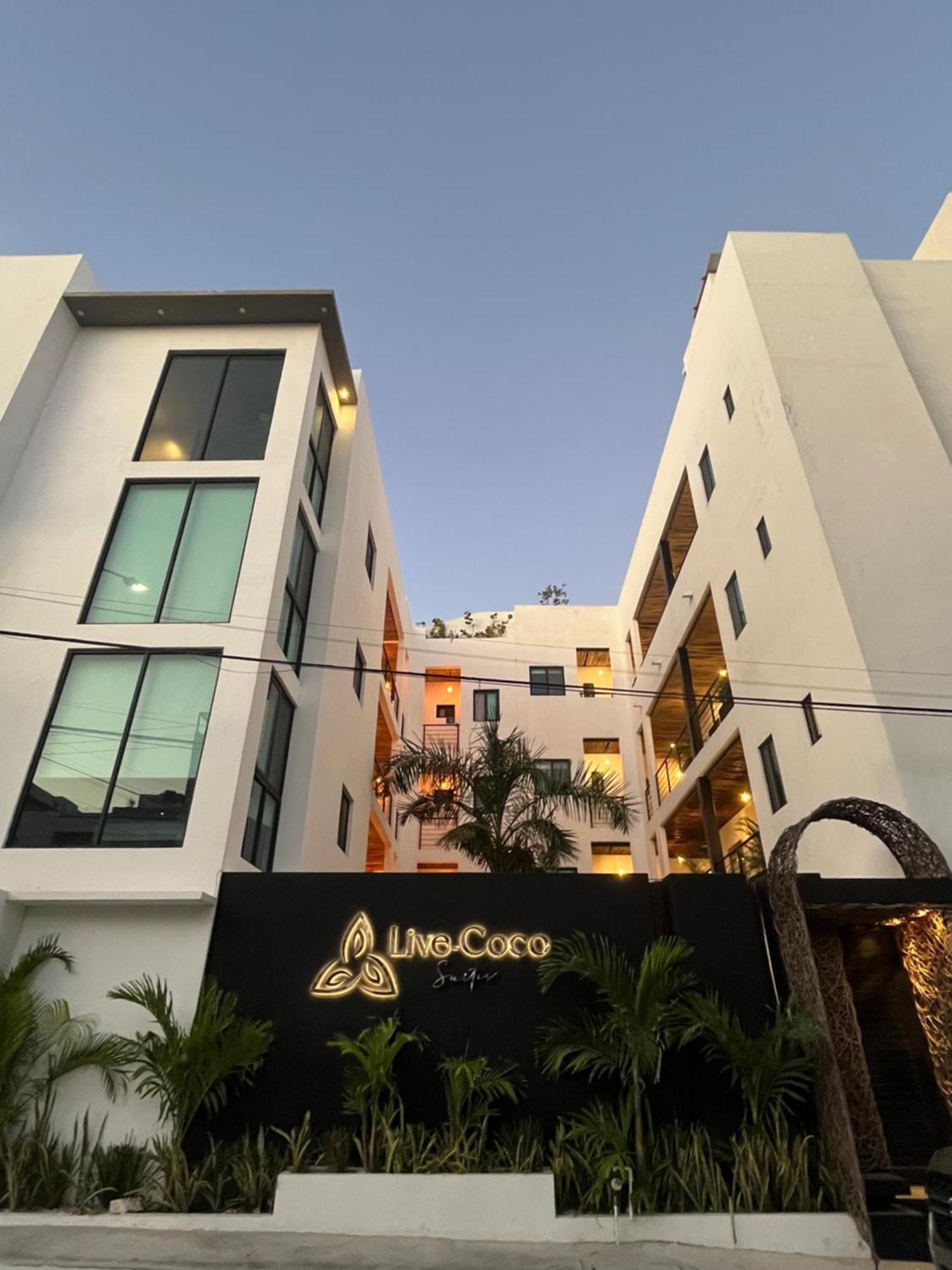 Coco Live Suites Playa del Carmen Esterno foto